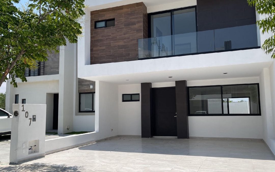 CASA EN RENTA UBICADA EN RESIDENCIAL MAYORAZGO, LEÓN GUANAJUATO.
