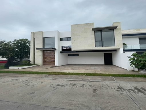 CASA NUEVA EN VENTA UBICADA EN FRACCIONAMIENTO SIERRA NOGAL, LEÓN, GTO